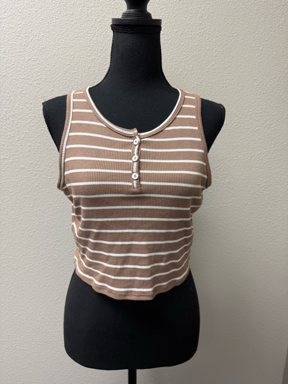 Rebellious Dreamer Brown Stripe Crop Tank Large Button Front Ribbed Casual - Picture 2 of 8
